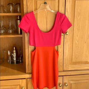 🌸LAST CHANCE🌸PINK AND ORANGE BODY CON DRESS